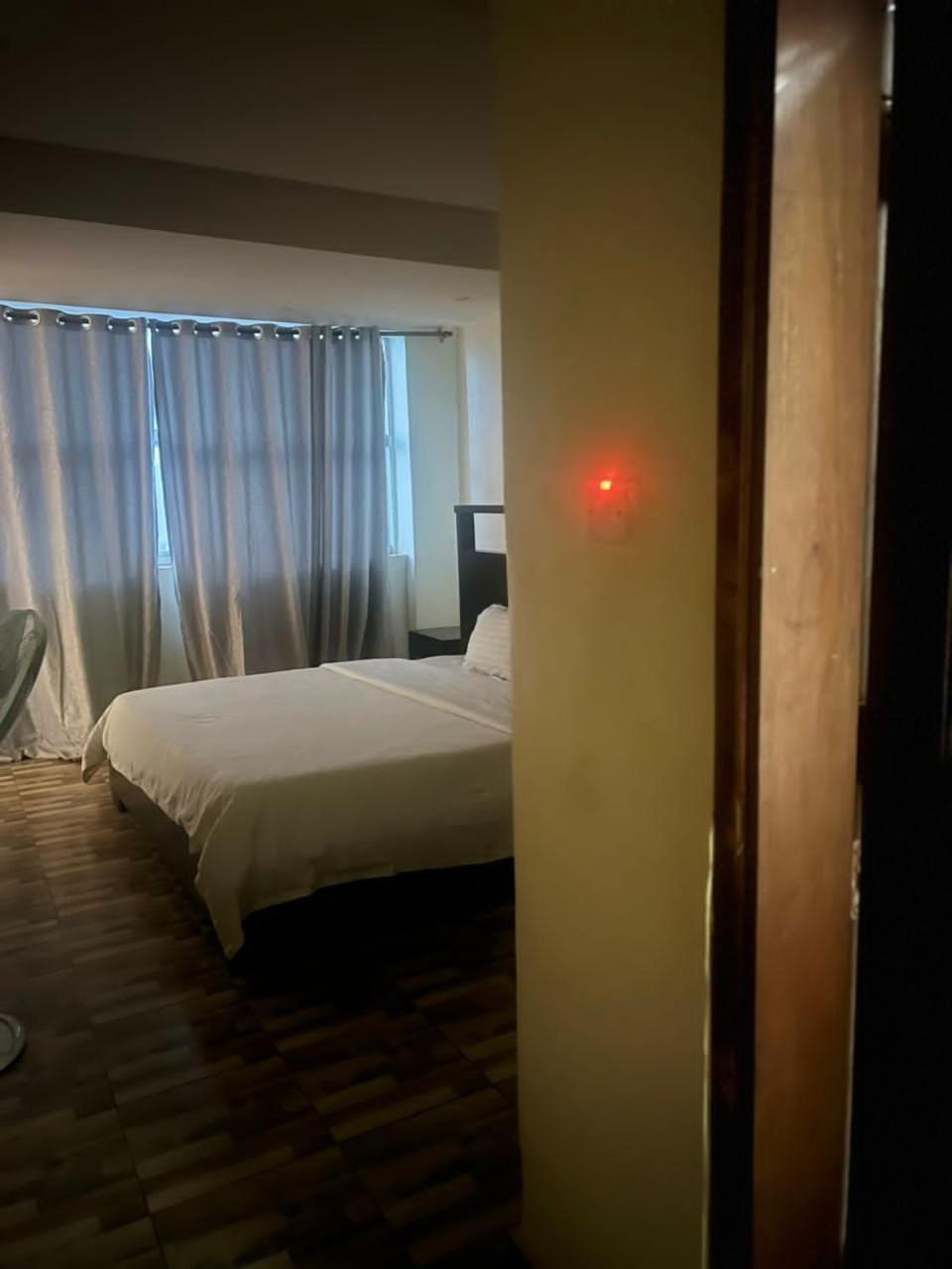 Royal Hotel Apartments Kampala Phòng bức ảnh